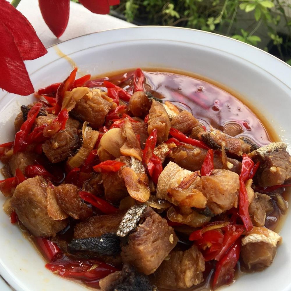 15 Resep buka puasa olahan tumis ikan pedas, enak dan menggugah selera