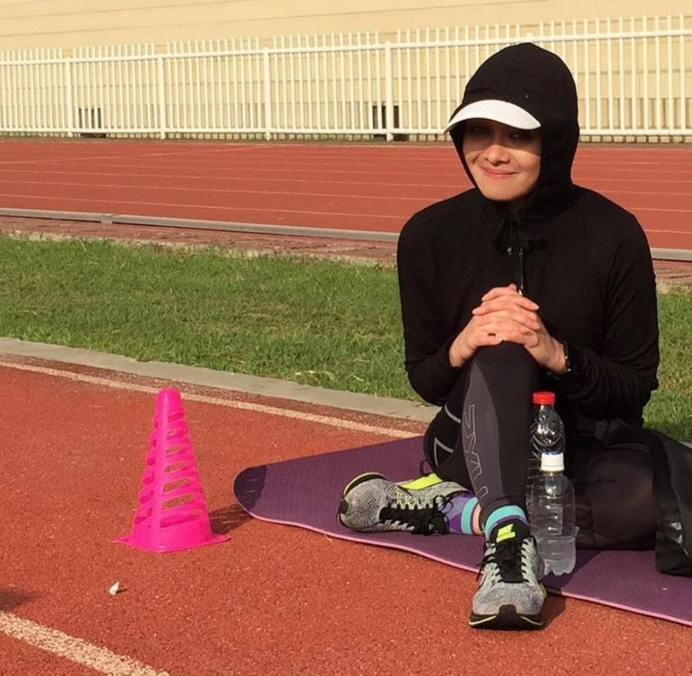 Ide outfit olahraga 10 seleb ini cocok untuk muslimah, bikin nyaman