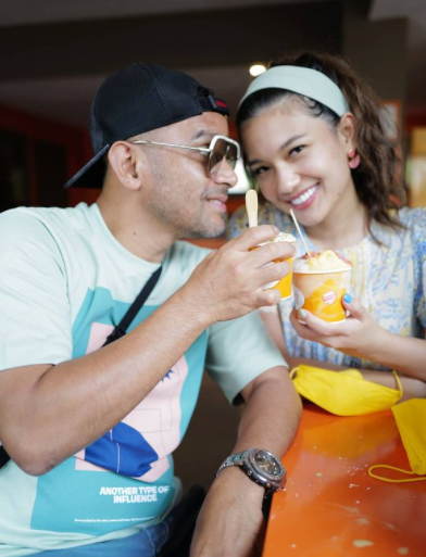 4 Seleb cantik dapat kado jam tangan dari suami, harganya fantastis