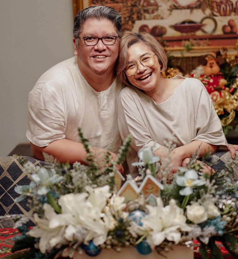 Potret 6 diva Indonesia usia 40-an tanpa makeup, cantiknya natural