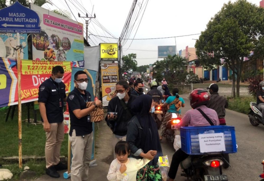2 Program berbagi berkah NET, lantunan doa anak sampai bagi takjil 