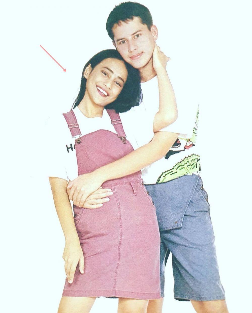 Potret lawas 8 seleb era 90-an pakai baju kodok, hits pada masanya