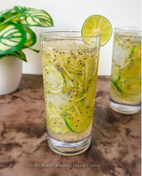 Selain es kuwut, ini 6 minuman khas Bali