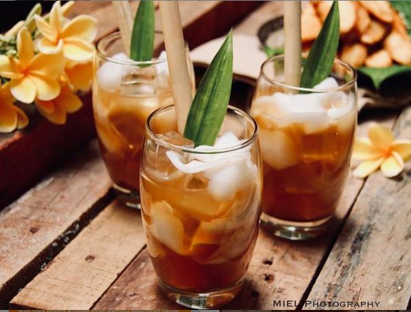 Selain es kuwut, ini 6 minuman khas Bali