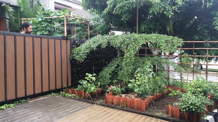Potret 10 kebun milik seleb, koleksi Daniel Mananta unik