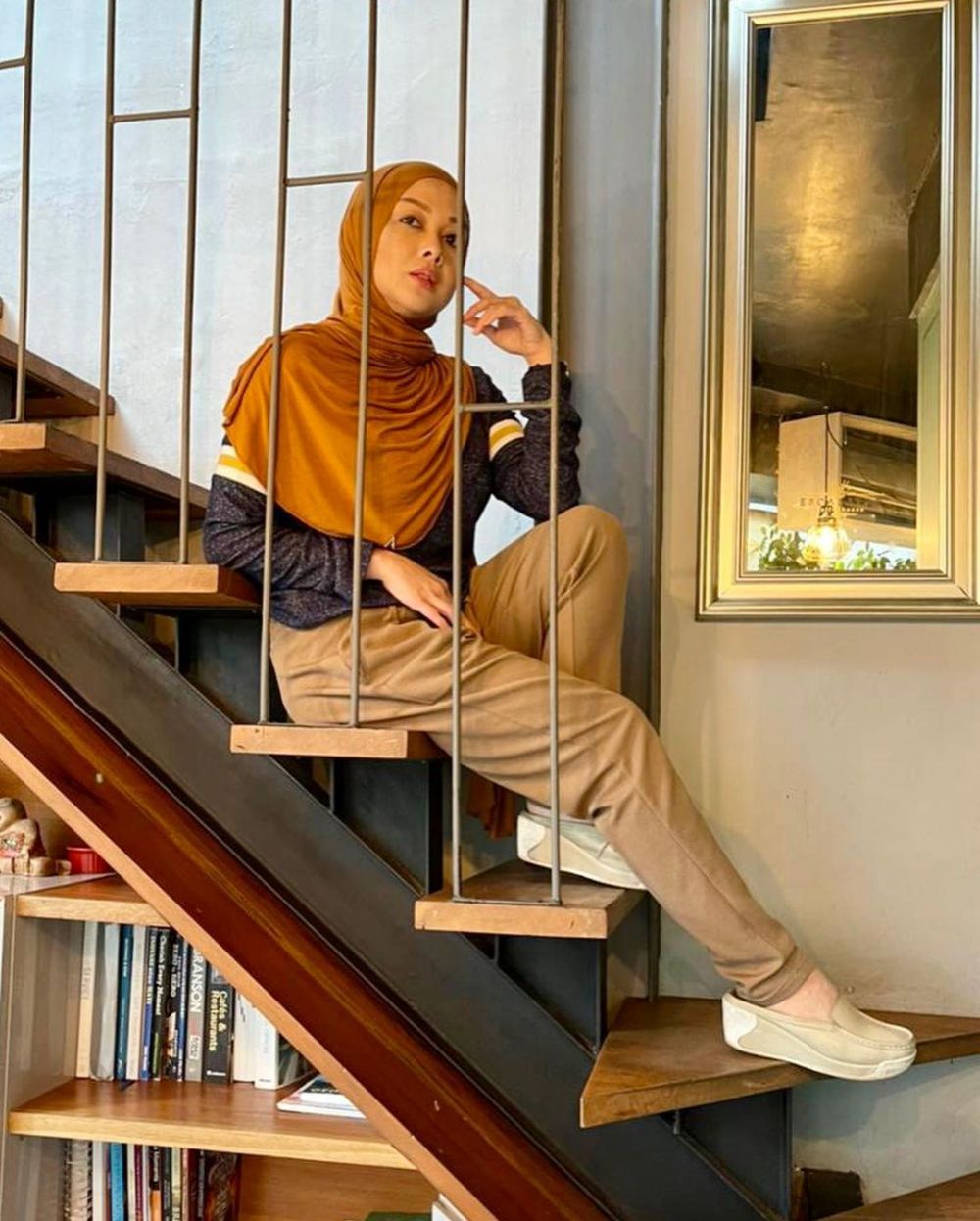 5 Kronologi rumah Terry Putri dibobol maling, isi brankas raib