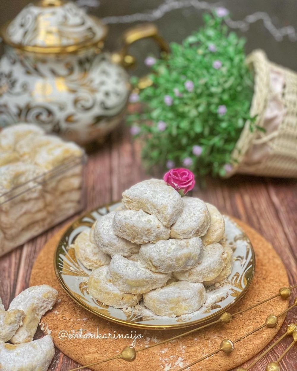 Resep aneka kue putri salju © 2021 brilio.net Resep aneka kue putri salju © 2021 brilio.net
