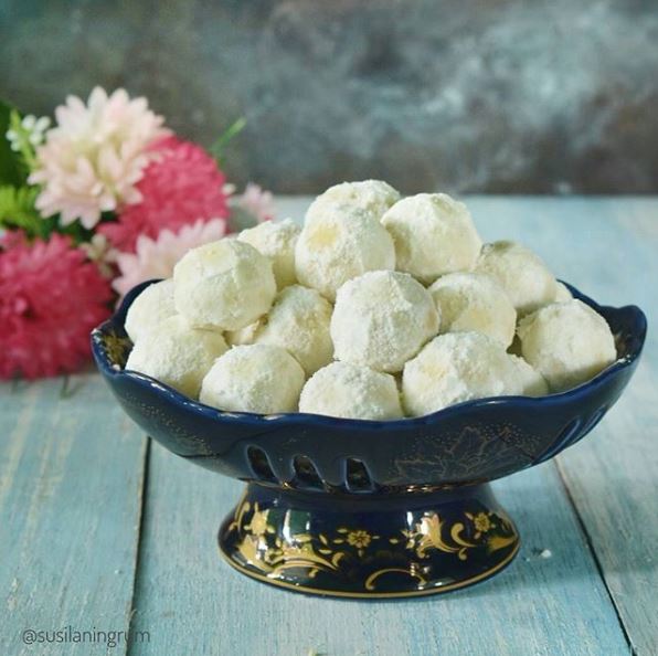 Resep aneka kue putri salju © 2021 brilio.net Resep aneka kue putri salju © 2021 brilio.net