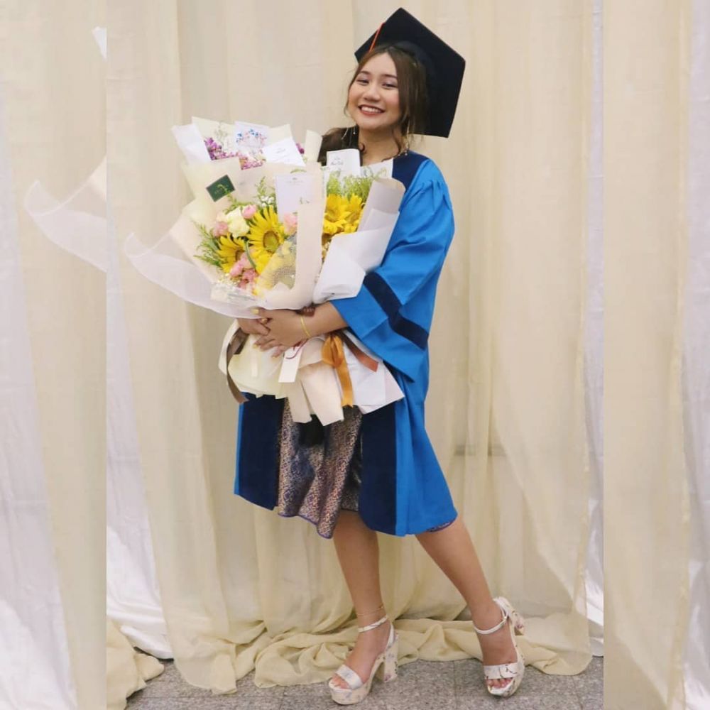 10 Potret Amalia Mandasari, seleb TikTok yang mirip Sisca Kohl