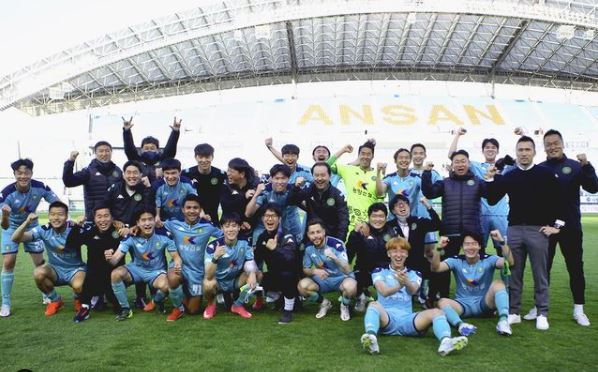 7 Potret Asnawi merumput di liga Korea, jadi pesepak bola terbaik
