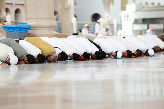 8 Hal yang perlu disiapkan sebelum sholat Idul Fitri beserta doa