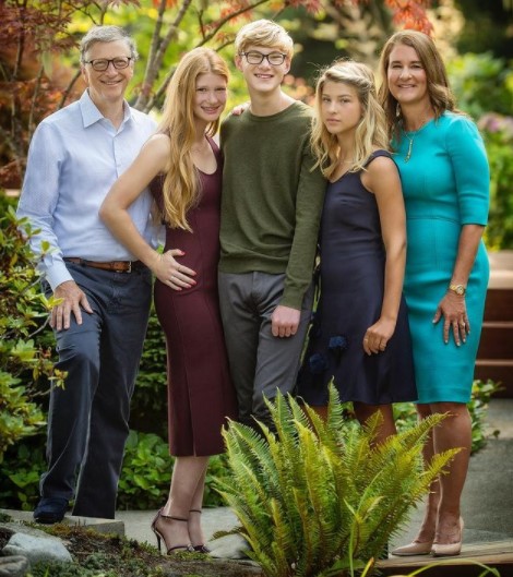 10 Potret kebersamaan Bill Gates dan keluarga, penuh kenangan