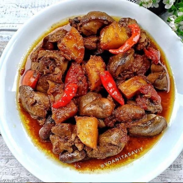 10 Resep ati ayam untuk Lebaran, enaknya bikin nambah terus