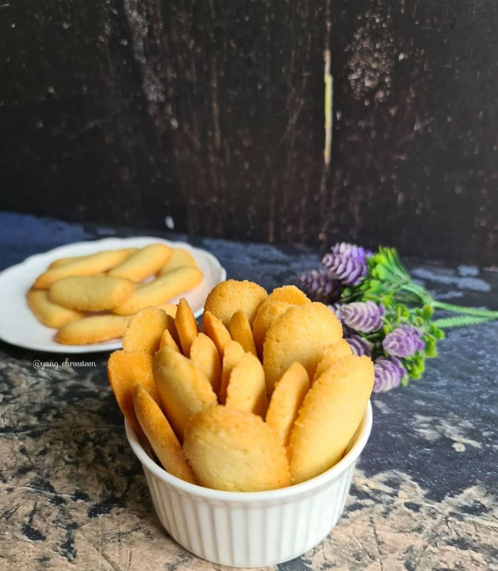Resep kue lidah kucing © 2021 brilio.net Resep kue lidah kucing © 2021 brilio.net