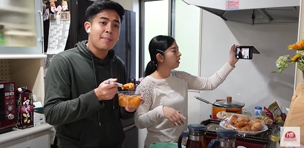 Tinggal di Jepang, ini 8 momen Jerome Polin buat takjil khas Indonesia