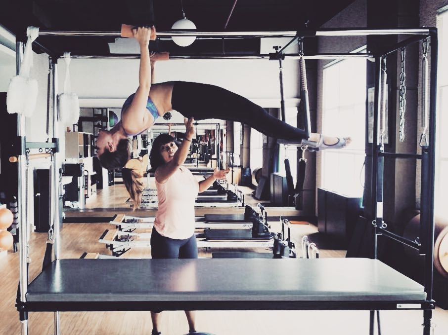 10 Potret Bunga Citra Lestari olahraga pilates, pamer body goals