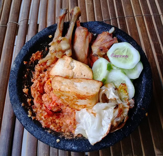 Bentuknya mirip, 10 makanan ini punya nama berbeda di berbagai daerah