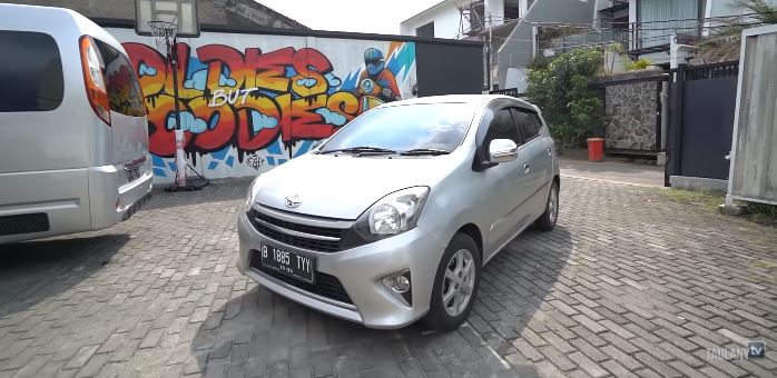 8 Potret mobil baru Dede Sunandar, hasil kerja keras