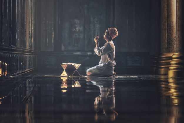 Bacaan kalimat takbir, arti, keutamaan membacanya di malam Idul Fitri