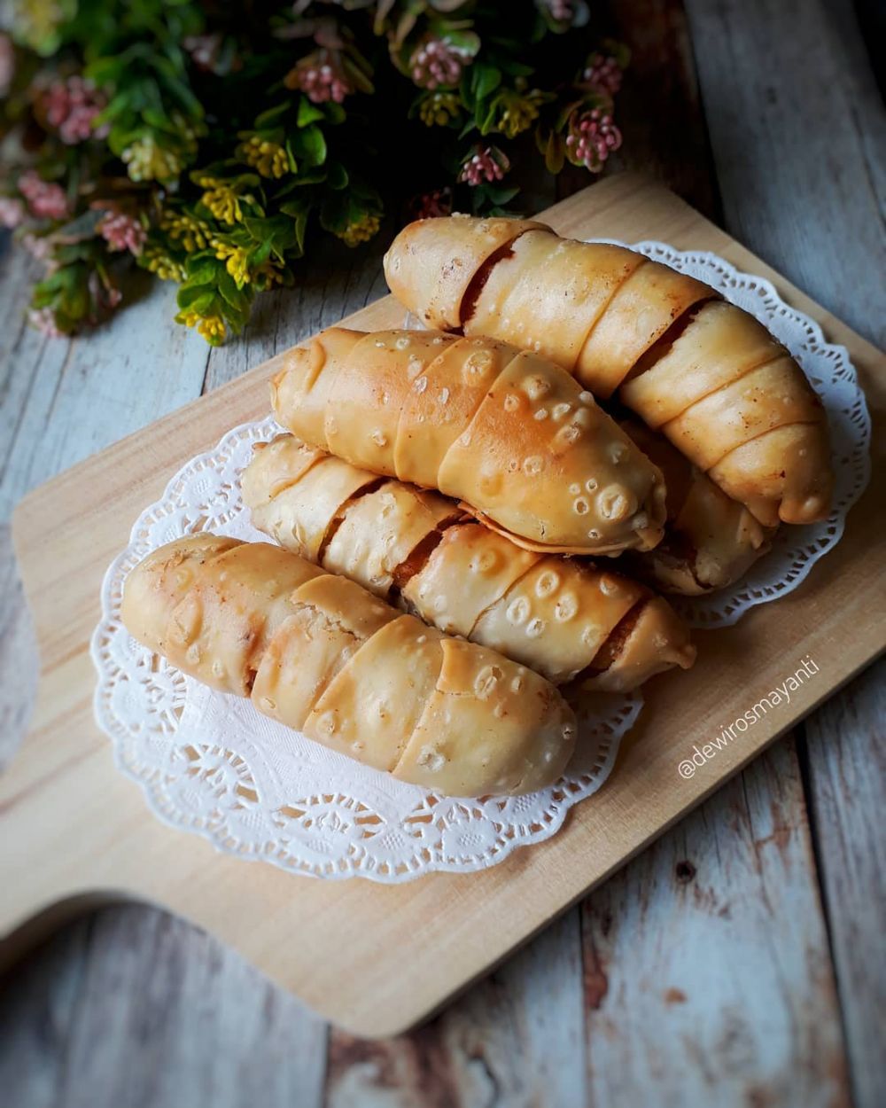 15 Resep gorengan sajian Lebaran, renyahnya bikin nambah terus