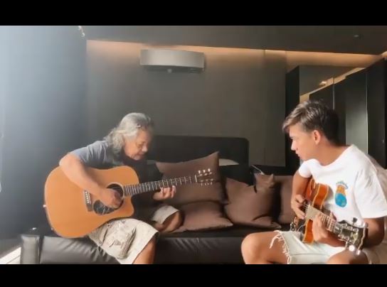 Ketegaran 5 seleb jalani Idul Fitri 2021 setelah ditinggal orang tua