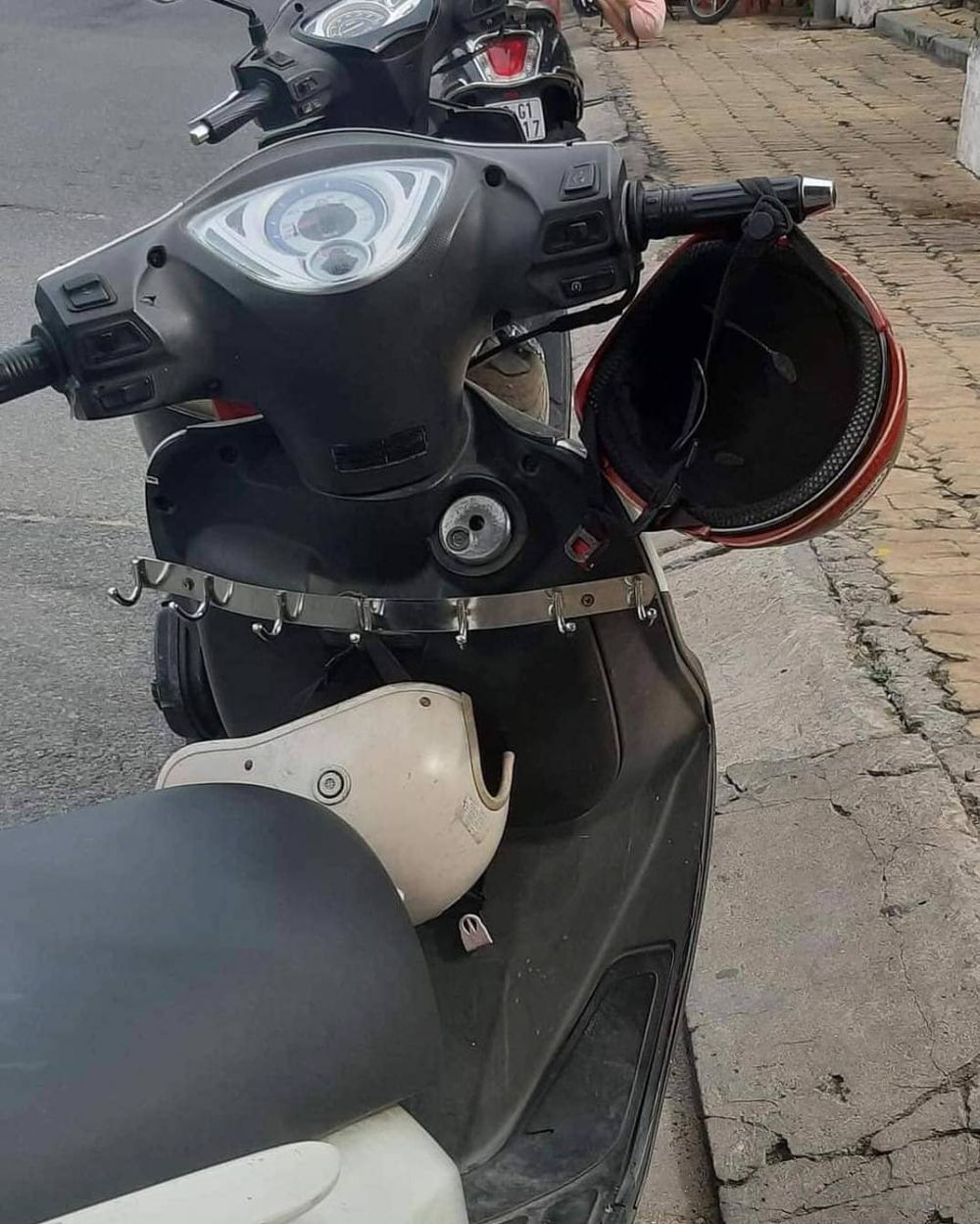 10 Life hack modifikasi motor antimainstream, bikin ngakak