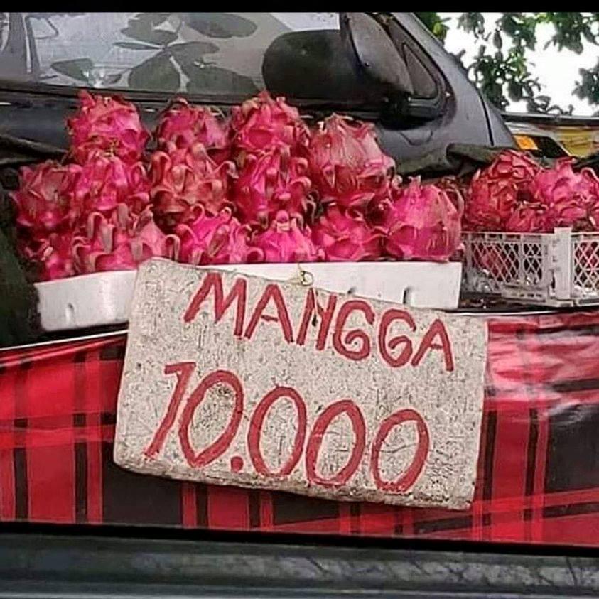 20 Tulisan lucu penjual buah promosikan dagangannya, nyeleneh abis