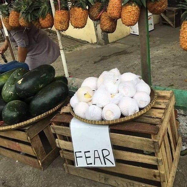 20 Tulisan lucu penjual buah promosikan dagangannya, nyeleneh abis