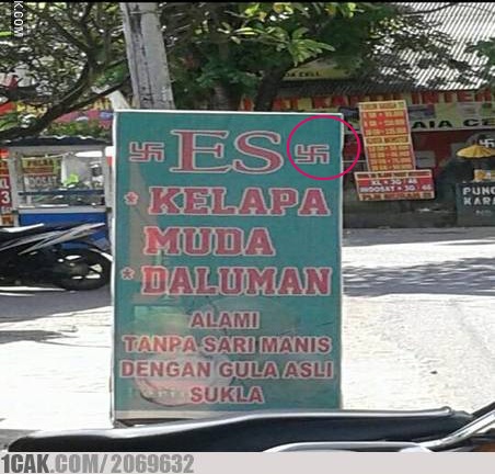 24 Tulisan lucu pedagang es kelapa muda ini bikin bertanya-tanya