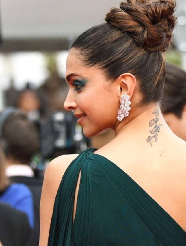 Momen 10 seleb Bollywood perlihatkan tato di tubuh, ada makna unik