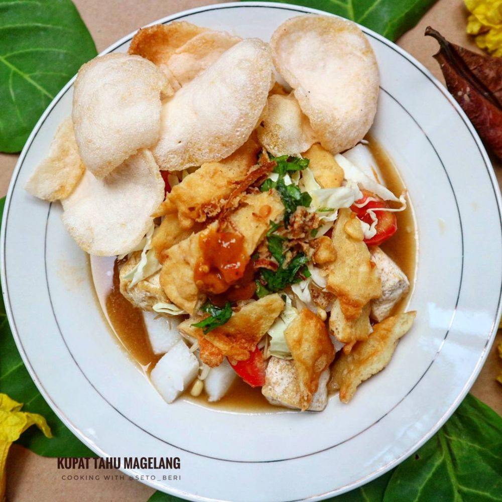 12 Resep makanan yang cocok disantap bareng ketupat, bikin kenyang