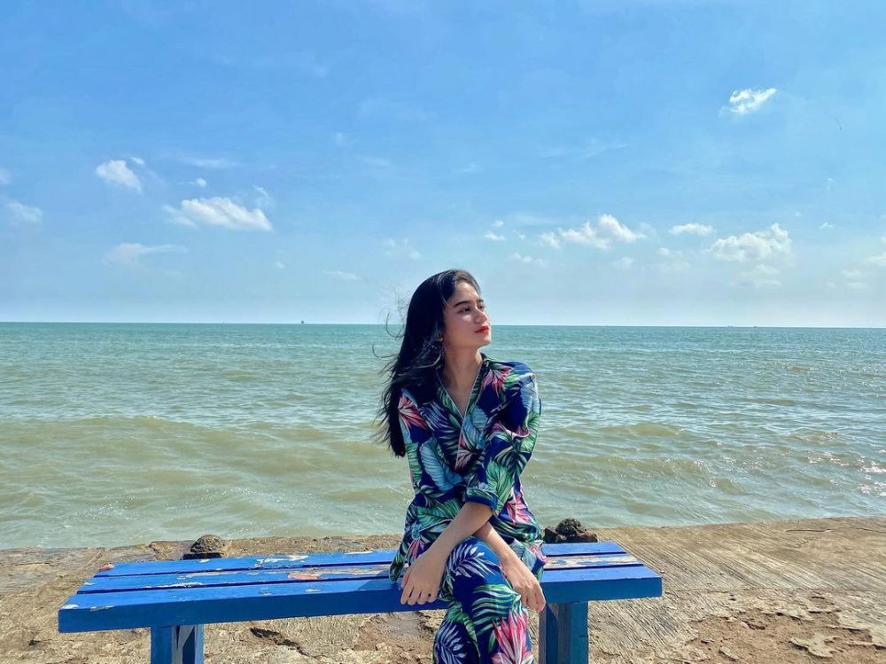 Kerap disebut mirip, ini 10 beda gaya Tissa Biani dan Michelle Ziudith