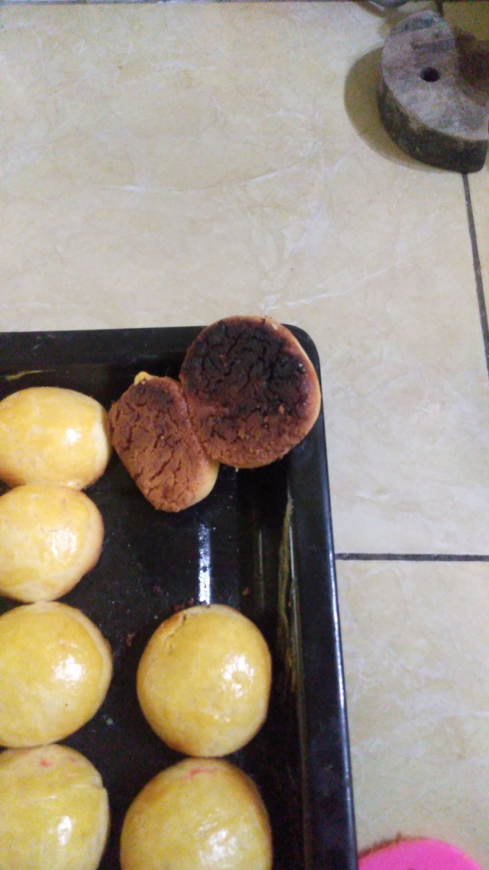 12 Potret gagal kreasi kue kering, lucunya bikin senyum miris