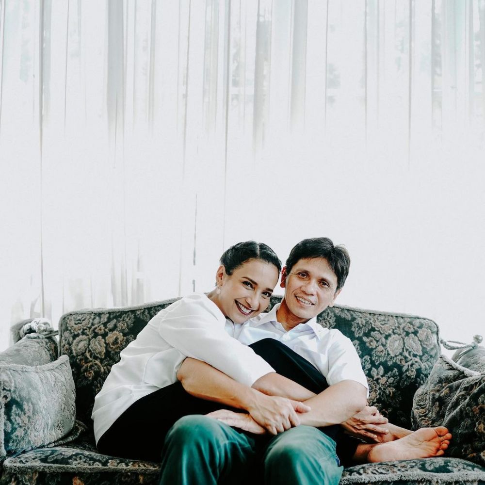 20 Tahun bersama, ini 10 momen mesra Shahnaz Haque dan Gilang Ramadhan