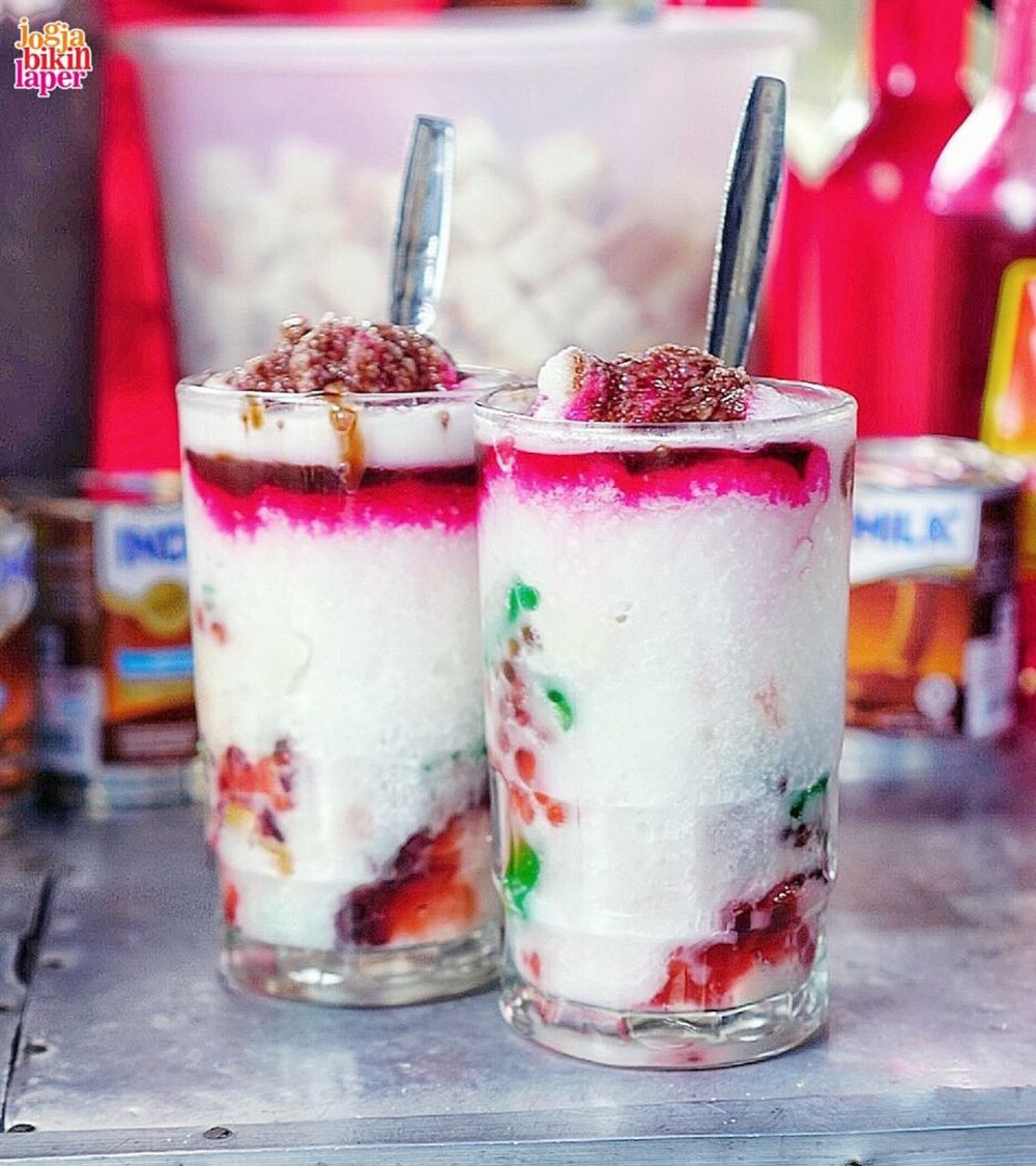 10 Resep es legendaris anak 90-an, enak dan mudah dibuat