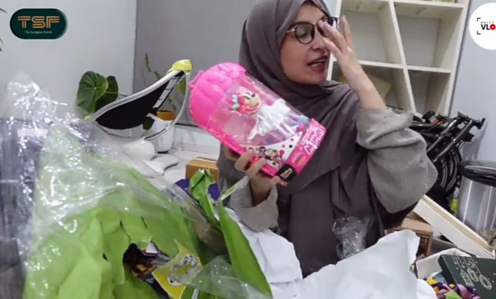 Potret isi hampers Lebaran 10 seleb, punya Nagita Slavina mewah