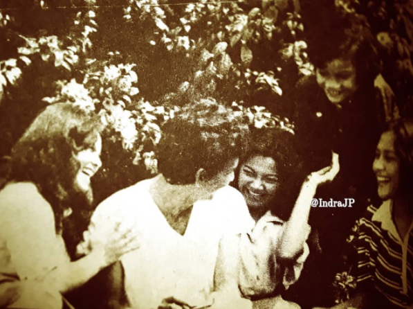 9 Potret nostalgia Roy Marten ketika muda, bisa jadi inspirasi