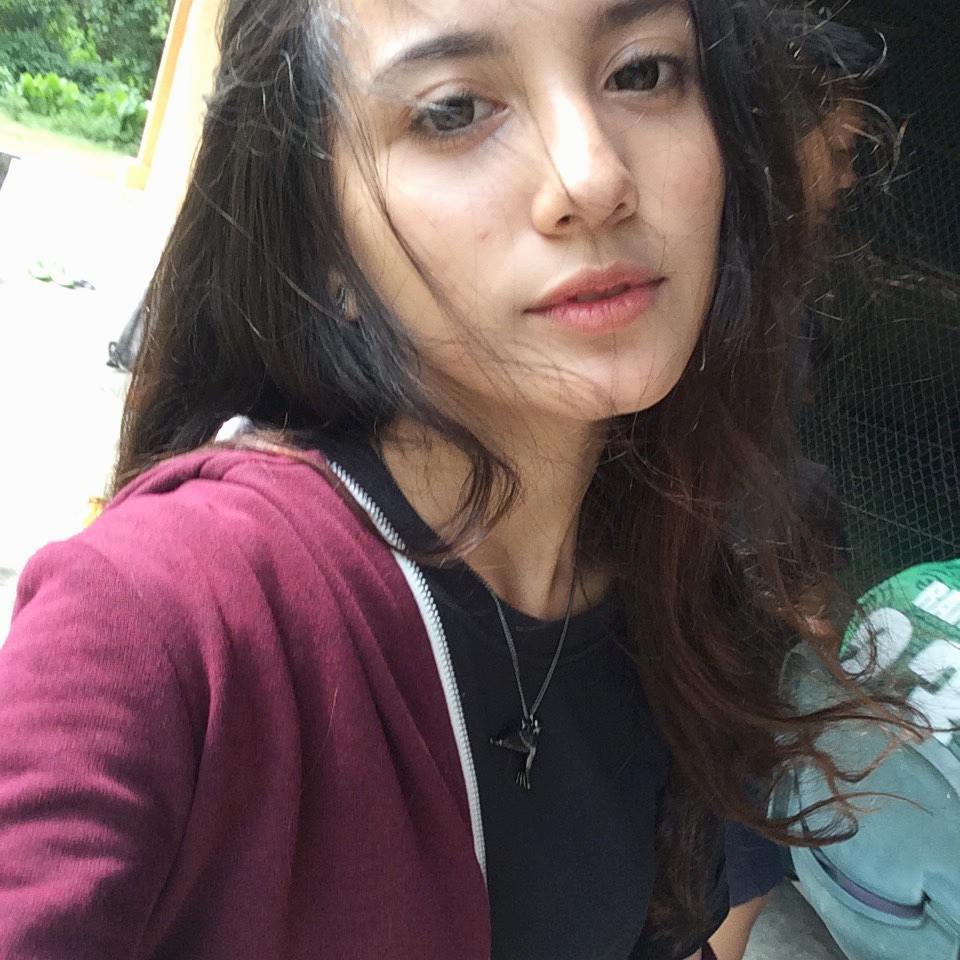 Potret 8 mantan artis cilik blasteran tanpa makeup, cantik natural