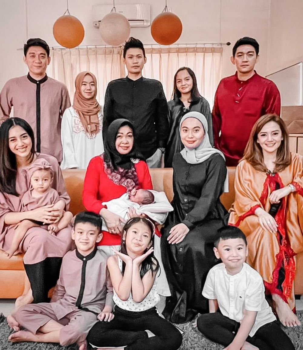 9 Potret kedekatan Ifan Seventeen dan anak Citra Monica, disebut mirip