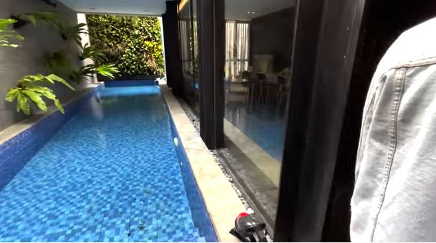 10 Potret rumah Nisya Ahmad usai diisi perabotan, ada liftnya