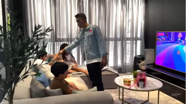 10 Potret rumah Nisya Ahmad usai diisi perabotan, ada liftnya