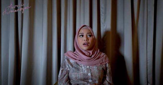 9 Curhatan Aurel Hermansyah hamil muda, mudah stress dan batasi sosmed