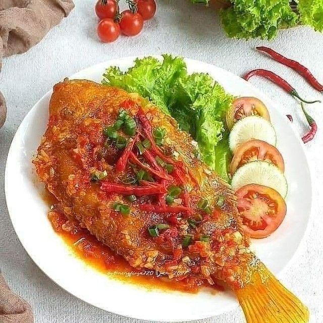 30 Resep aneka ikan goreng rumahan, gurih dan mudah dibuat