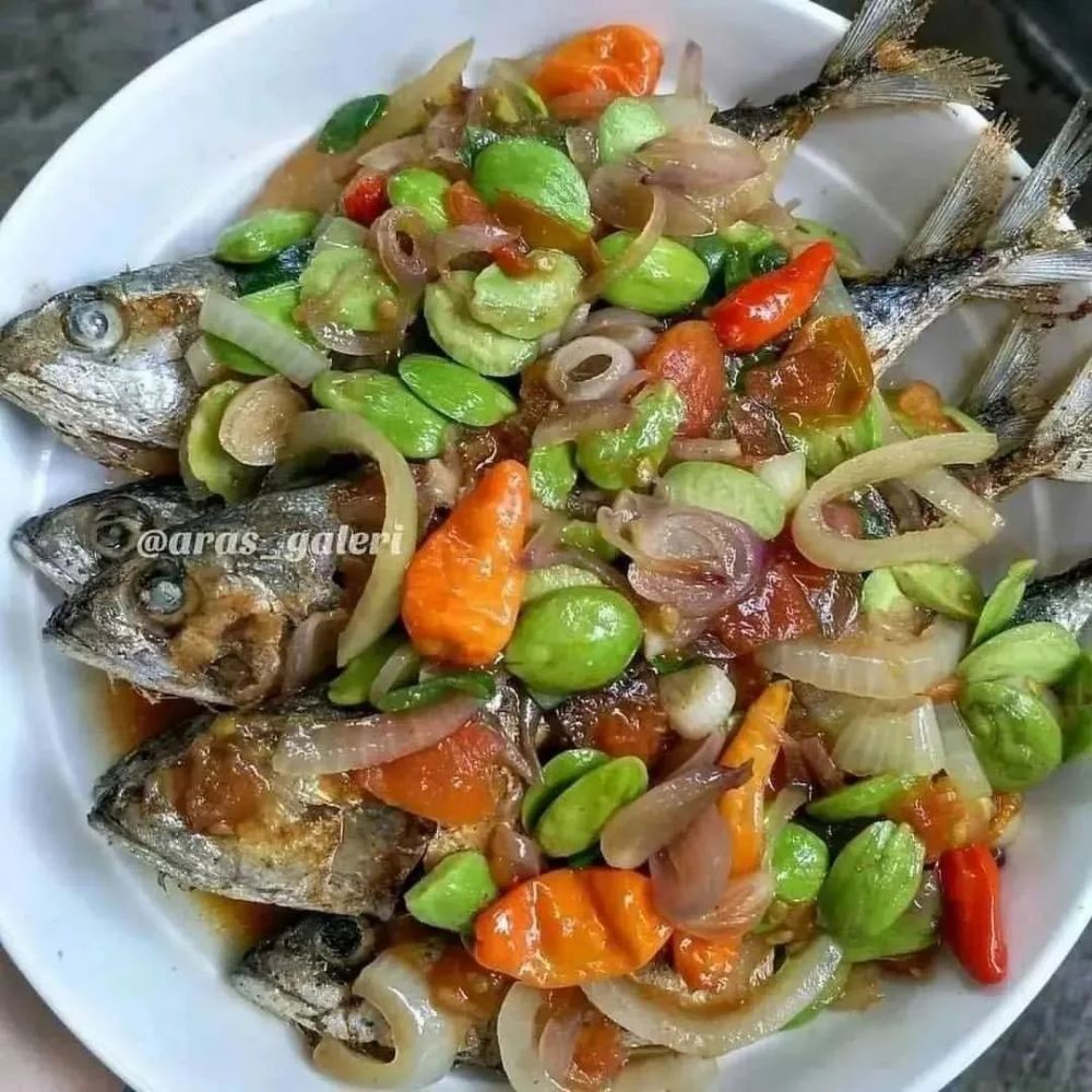 30 Resep aneka ikan goreng rumahan, gurih dan mudah dibuat