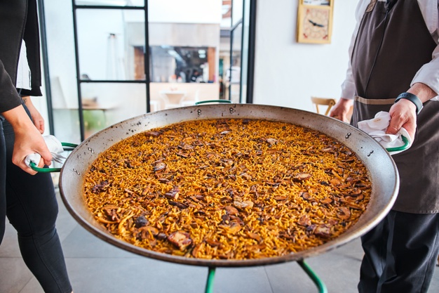 16 Makanan berbahan dasar nasi khas berbagai negara, auto lapar