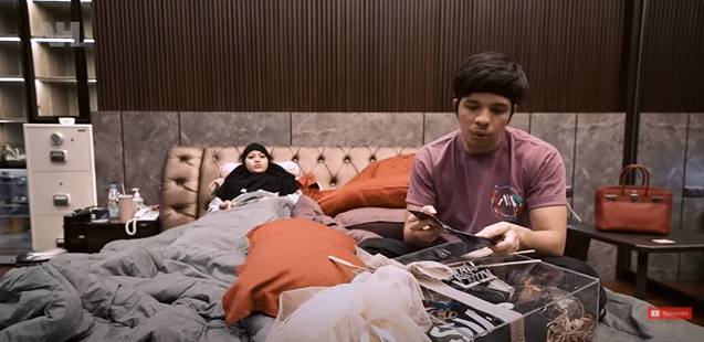 10 Momen Atta dan Aurel buka hamper, dari KD curi perhatian