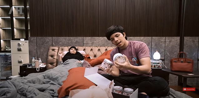 10 Momen Atta dan Aurel buka hamper, dari KD curi perhatian
