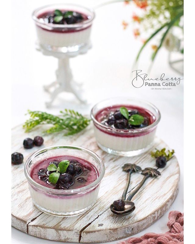 10 Resep panna cotta buah-buahan, lembut dan menyegarkan