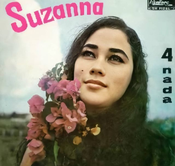 14 Potret masa muda Suzzanna, pernah jadi model majalah