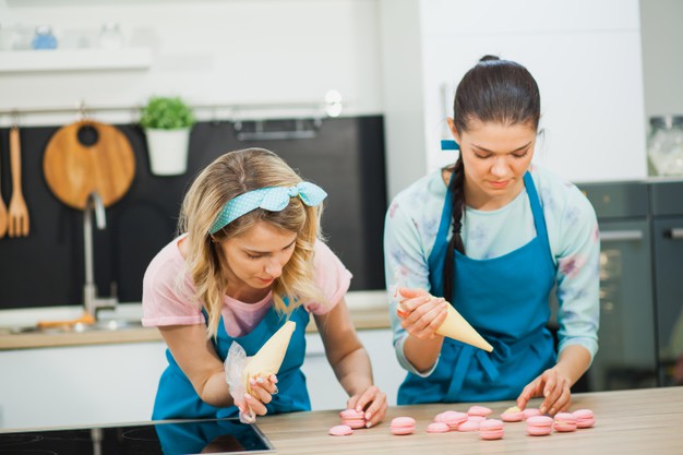8 Cara membuat macaron mengembang sempurna, dijamin ampuh